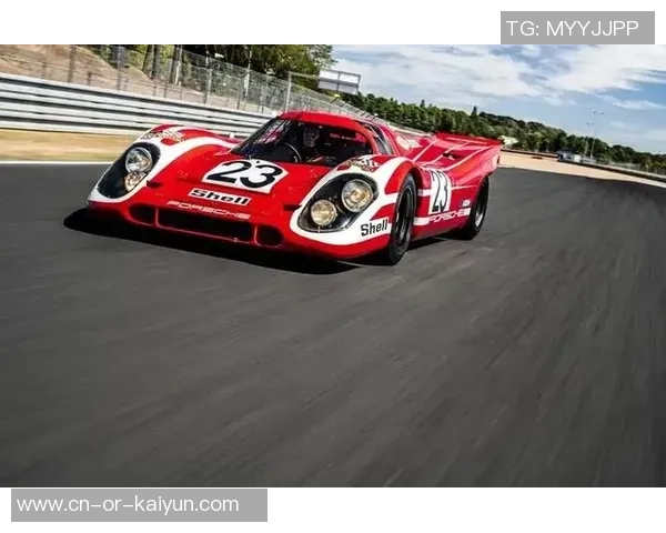 大满贯冠军上午开保时捷下午卖5欧元二手物品，国外网友哑然失笑